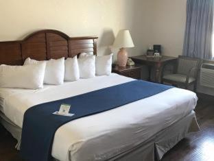 Americas Best Value Inn Sault Ste. Marie Kamer foto