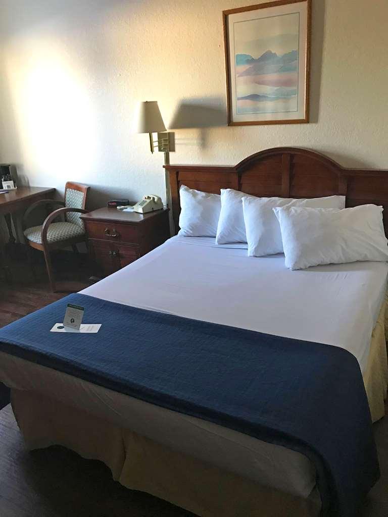 Americas Best Value Inn Sault Ste. Marie Kamer foto