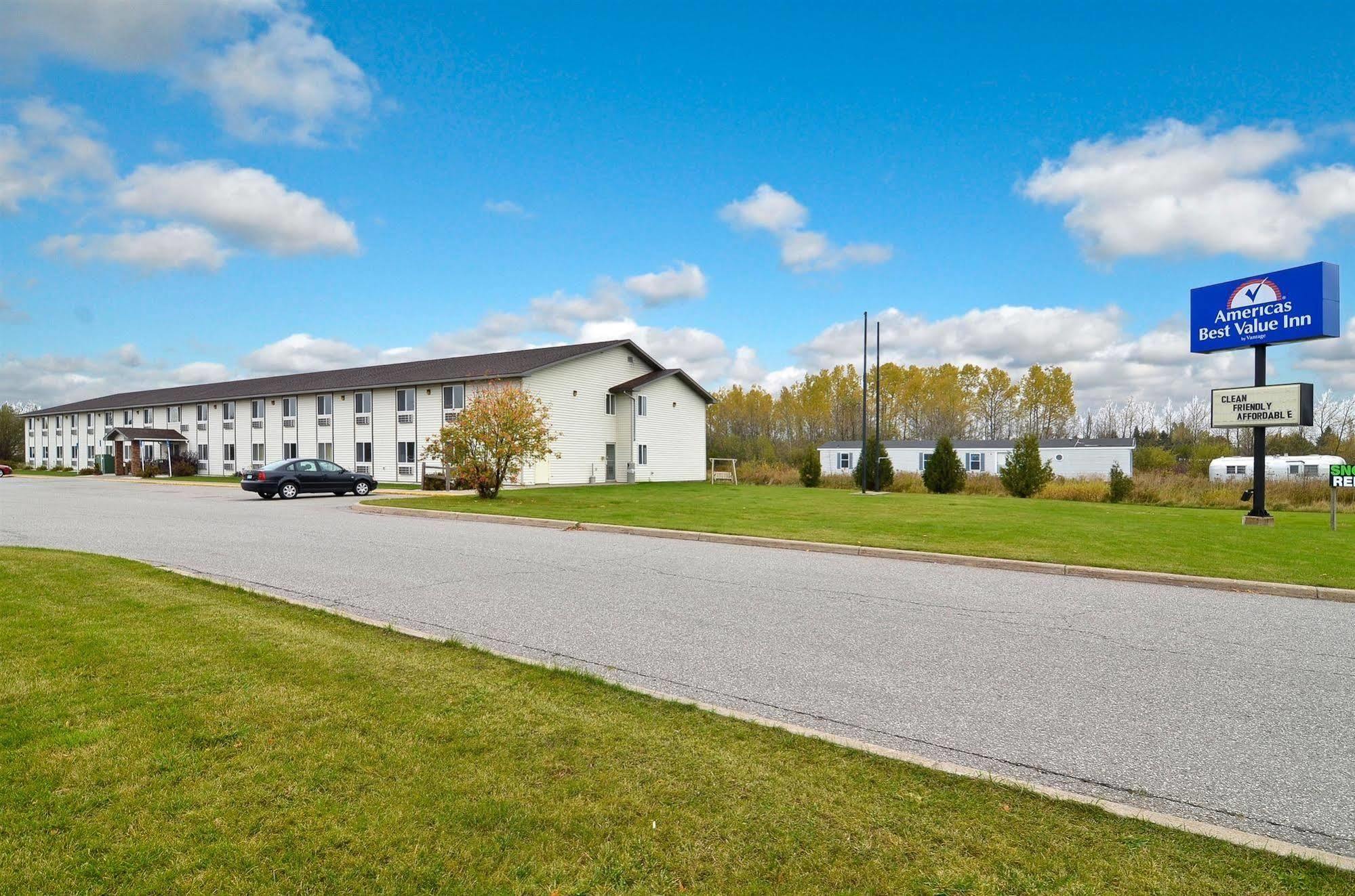 Americas Best Value Inn Sault Ste. Marie Buitenkant foto